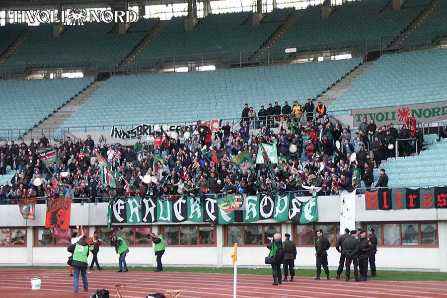 scr-ibk-f02-(52)